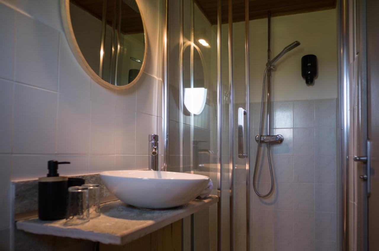 Hotel - Restaurant U Santu Petru Saint-Florent  Esterno foto