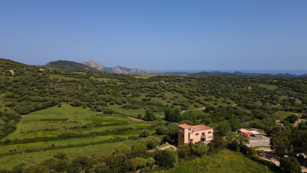 Hotel - Restaurant U Santu Petru Saint-Florent  Esterno foto