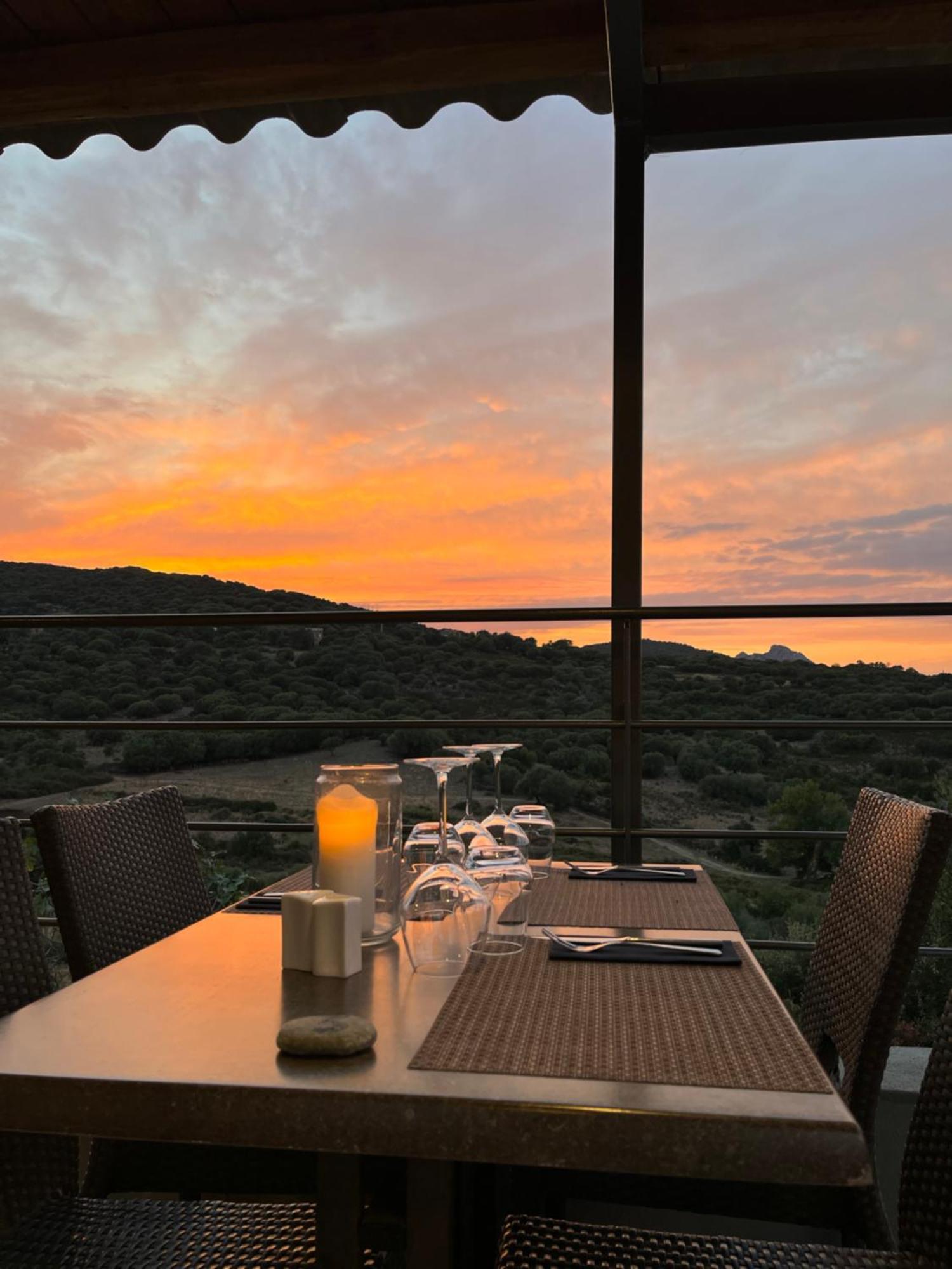 Hotel - Restaurant U Santu Petru Saint-Florent  Esterno foto